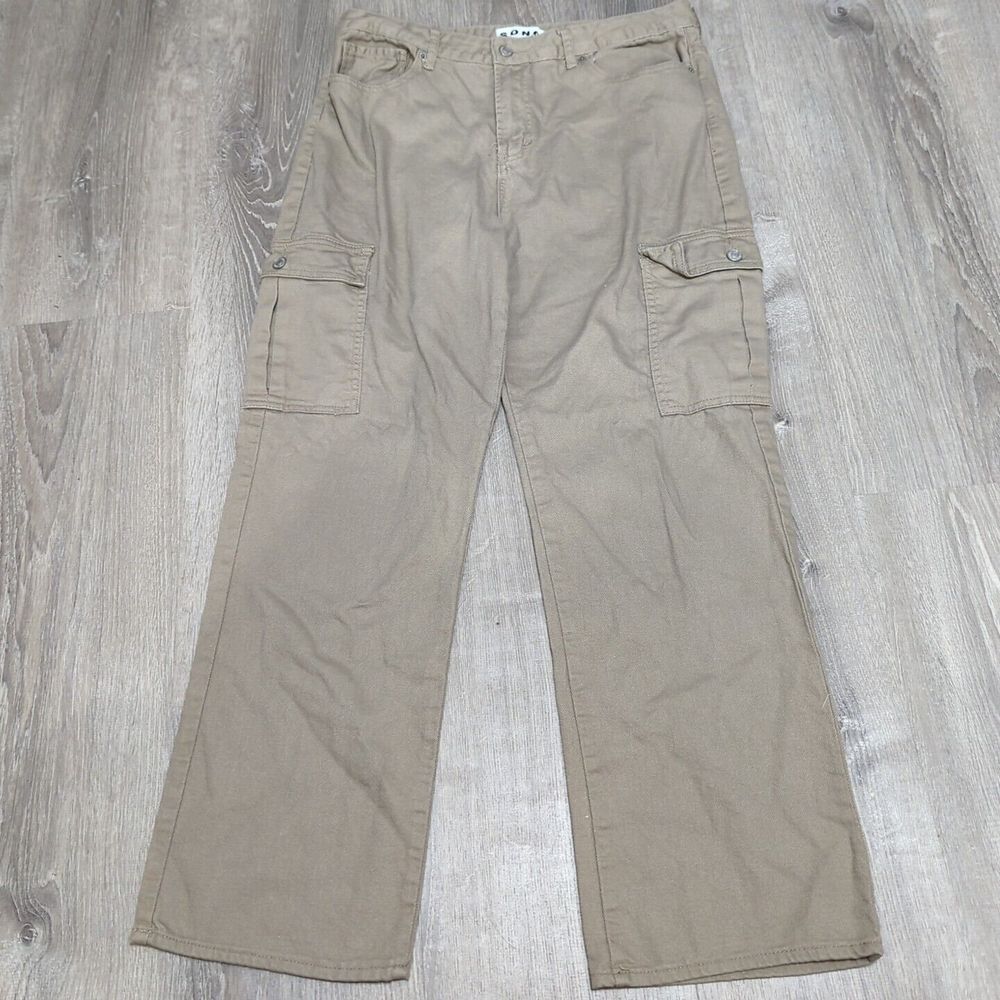 S.O.N.G. Juniors Size 15/32 Dark‎ Khaki Straight Leg Cargo Pants Cotton 481